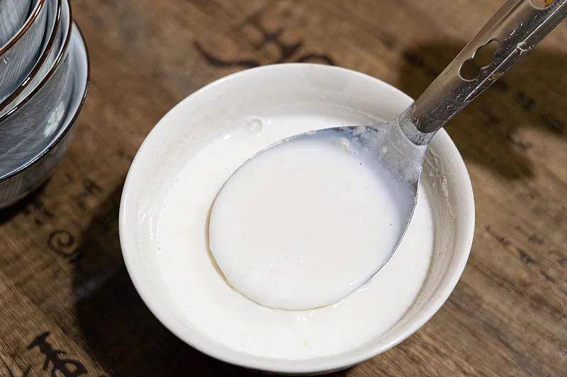 世界球会冠军杯2025_女子喝了网购现挤鲜奶高烧不退世界球会冠军杯2025，感染羊的病菌！