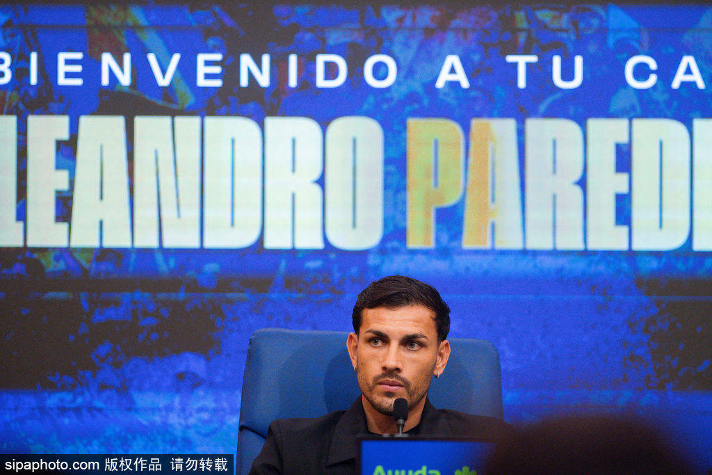 波兰超级联赛_马赛再度报价本纳塞尔：AC米兰期望1000万欧元转会费背后的战术考量与市场动态