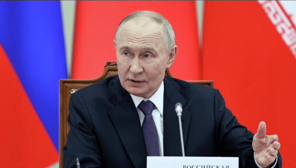 皇冠信用出租足球_卢卡申科戳破窗户纸皇冠信用出租足球，把中国与俄罗斯并列，直捅俄白同盟的心窝子